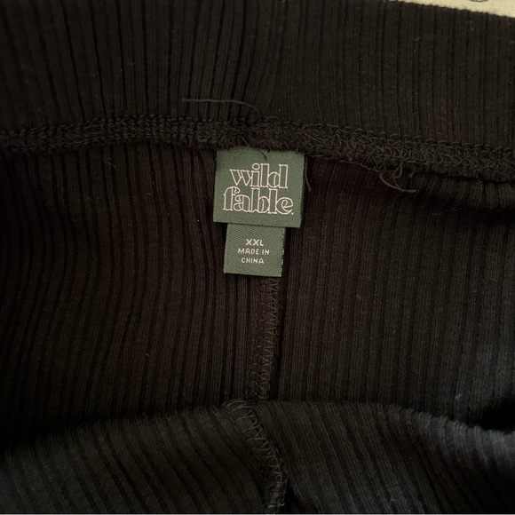 Ribbed Flare Pants - Picture 3 of 5